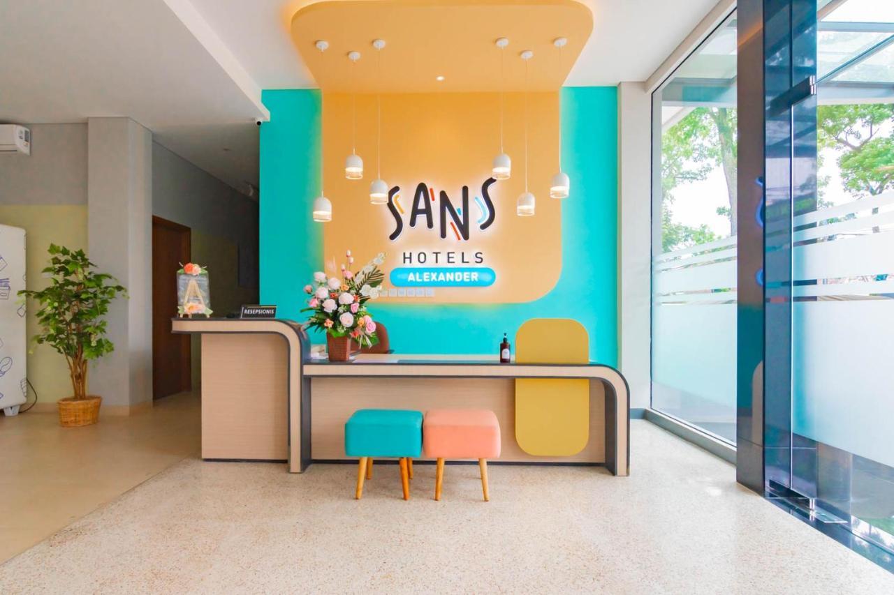Sans Hotel Alexander Bandung Exterior photo