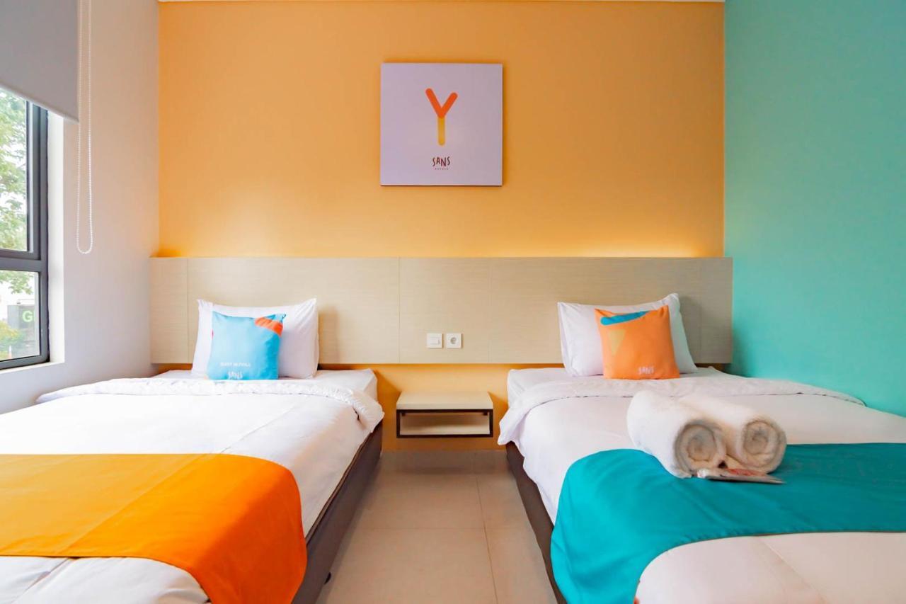 Sans Hotel Alexander Bandung Exterior photo