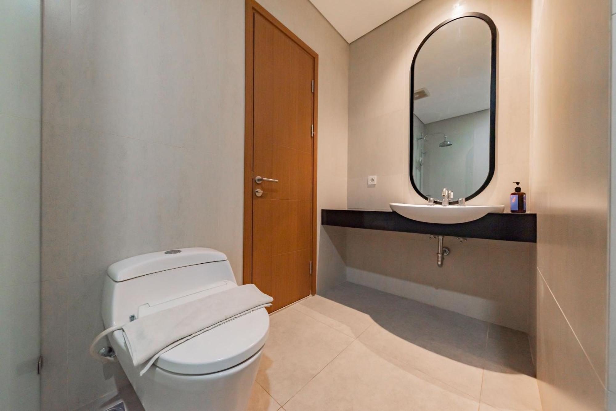 Sans Hotel Alexander Bandung Room photo